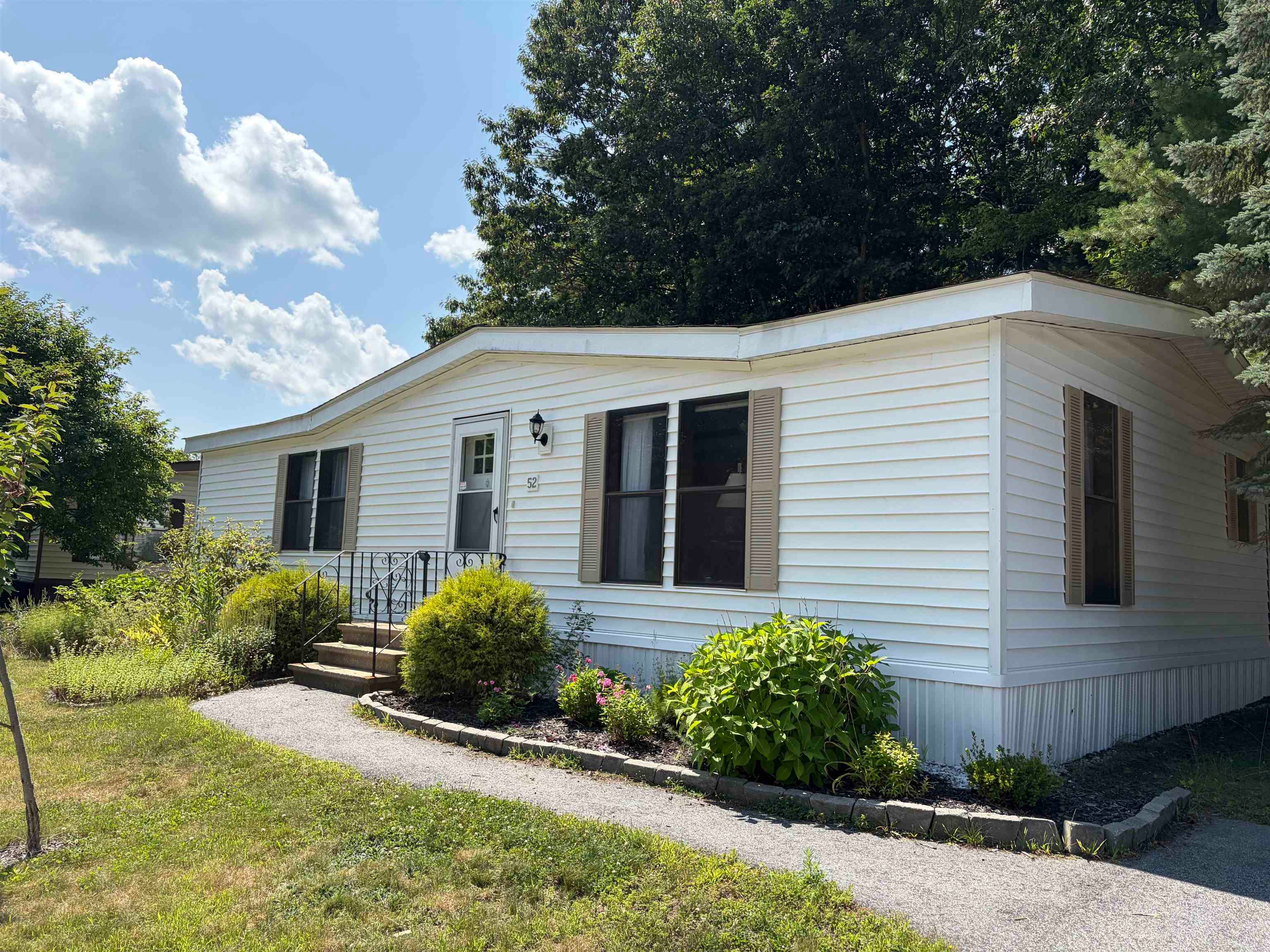 52 Monadnock Drive