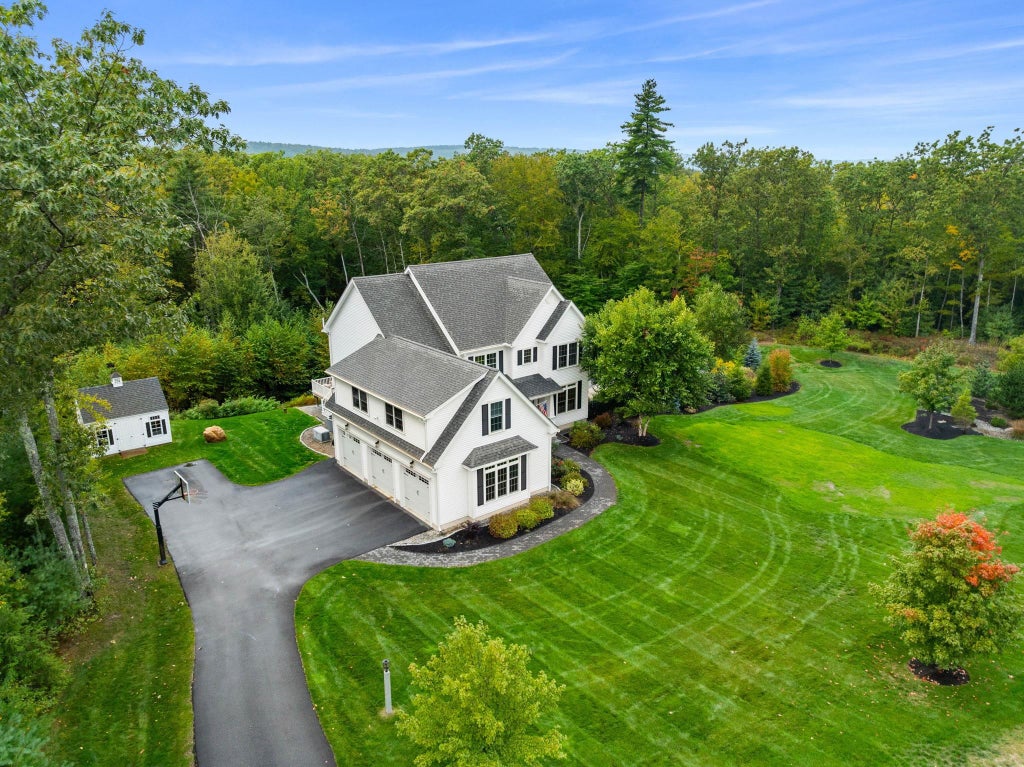 Photo of 24 Summer Lane, Bow, NH 03304 (MLS # 5112258)