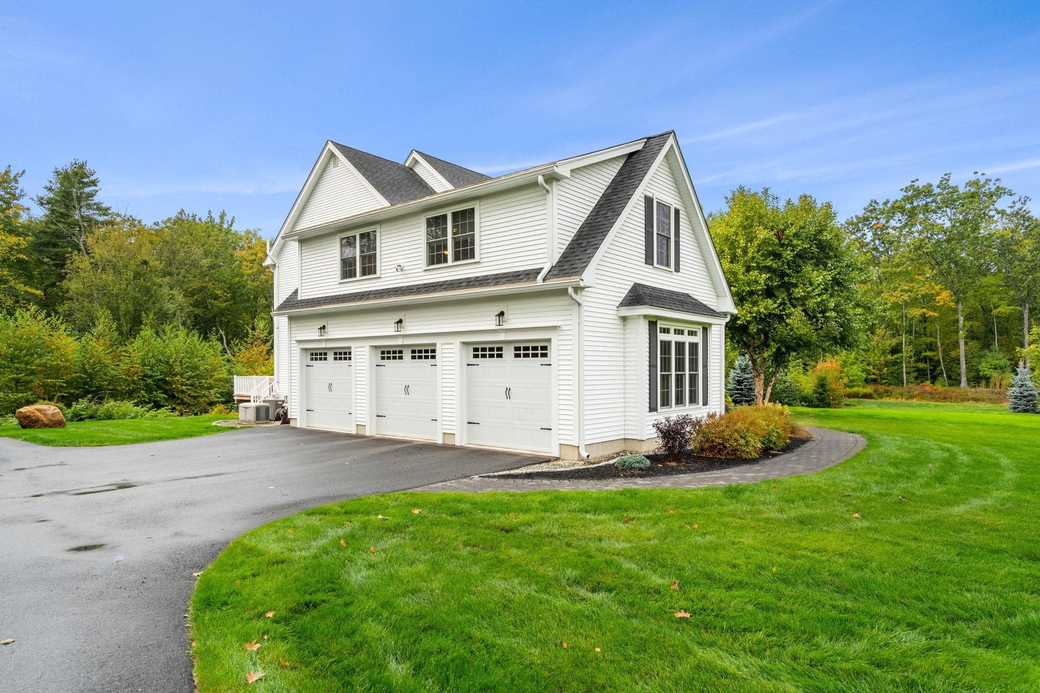 24 Summer Lane