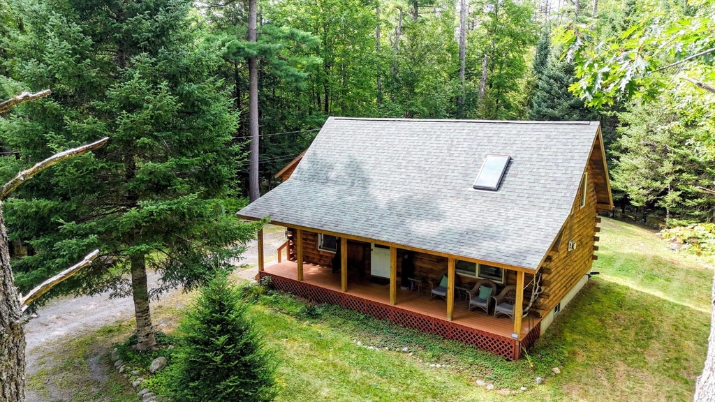 Photo of 295 Valley Road, Haverhill, NH 03785 (MLS # 5108351)