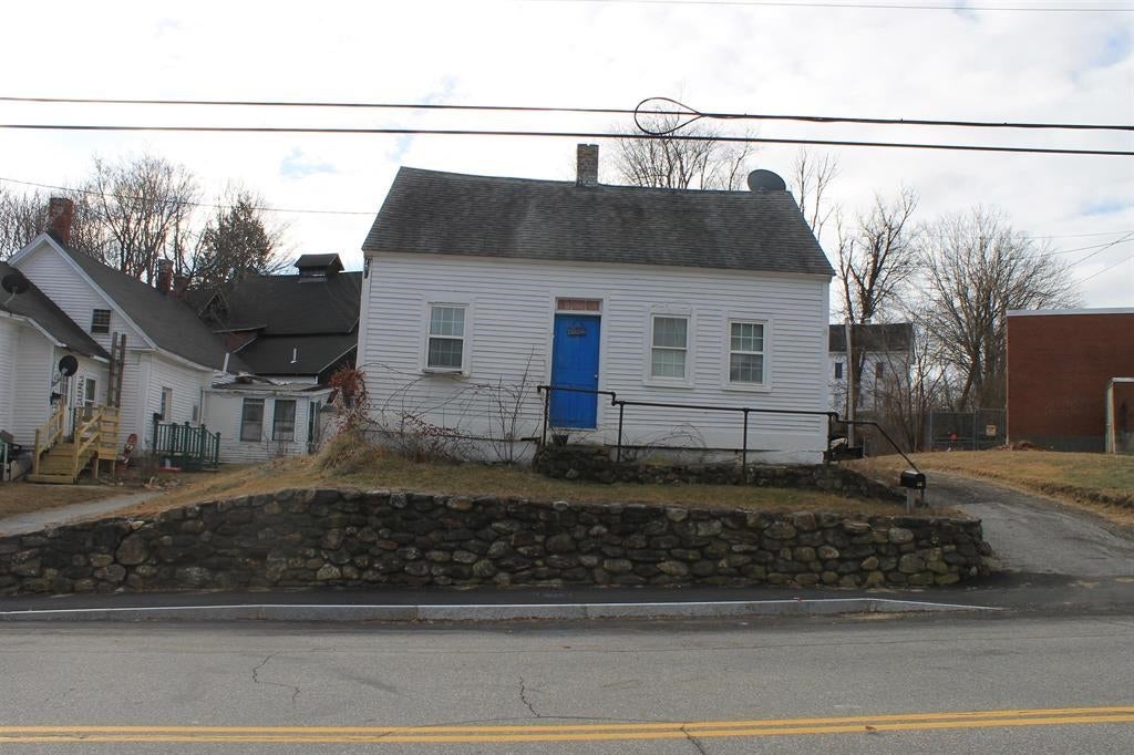 Photo of 20 Depot Street, Pittsfield, NH 03263 (MLS # 5114779)