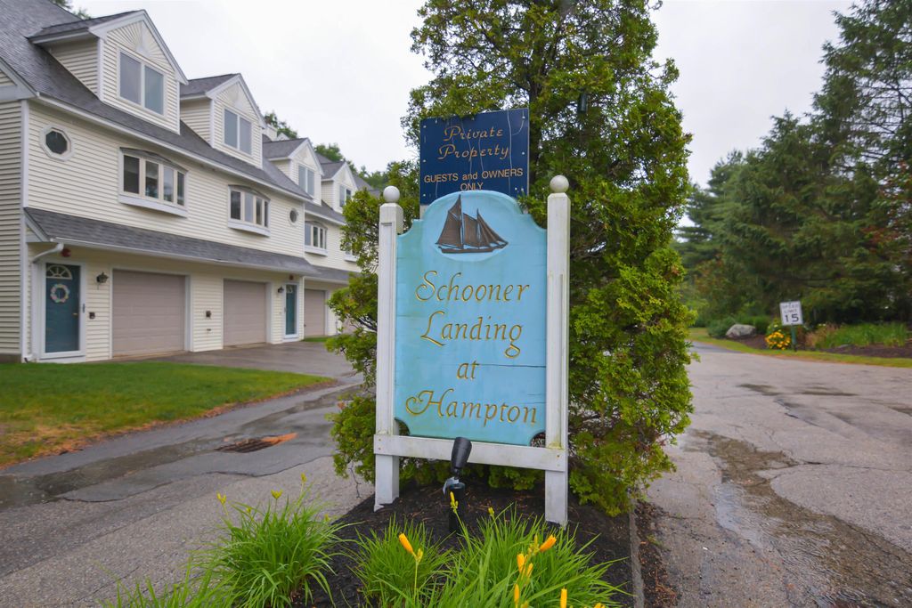 Photo of 62 Schooner Landing, Hampton, NH 03842 (MLS # 5096516)