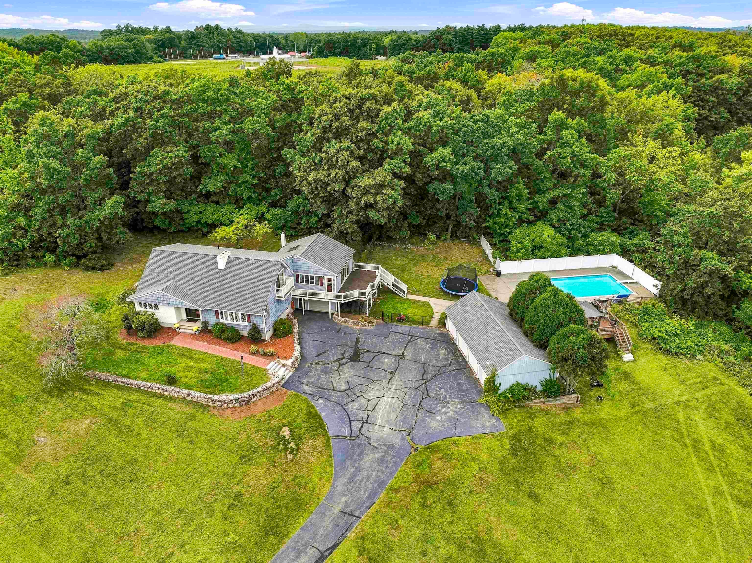 96 Pillsbury Road