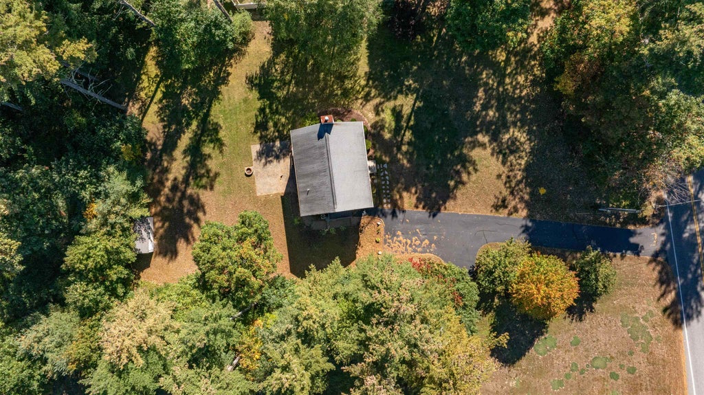 Photo of 75 Cutler Road, Litchfield, NH 03052 (MLS # 5115332)