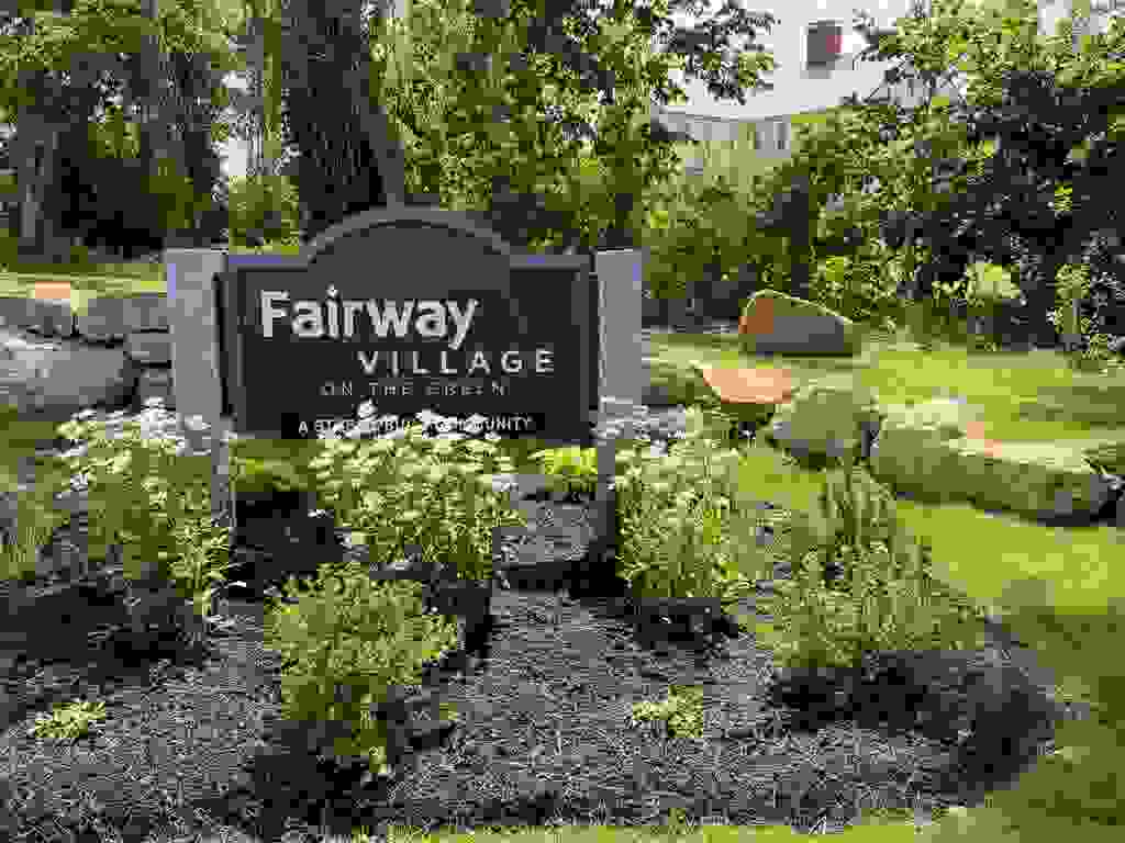 Photo of 30 Birdie Grove #F, Rochester, NH 03839 (MLS # 5094218)