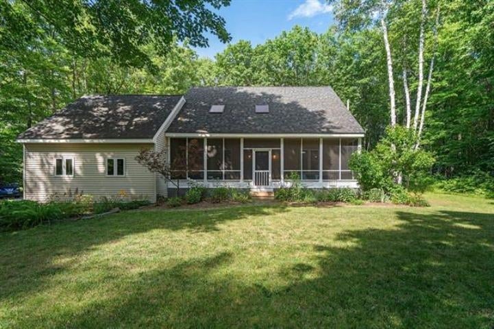 Photo of 255 Governor Wentworth Highway, Moultonborough, NH 03254 (MLS # 5111993)