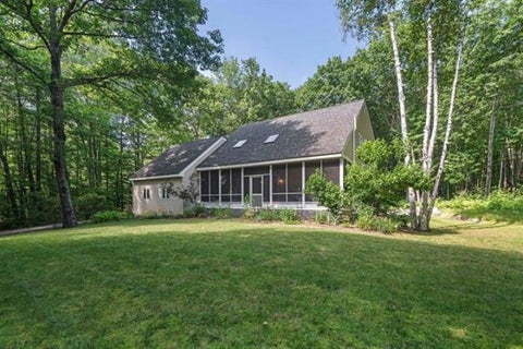 Photo of 255 Governor Wentworth Highway, Moultonborough, NH 03254 (MLS # 5111993)