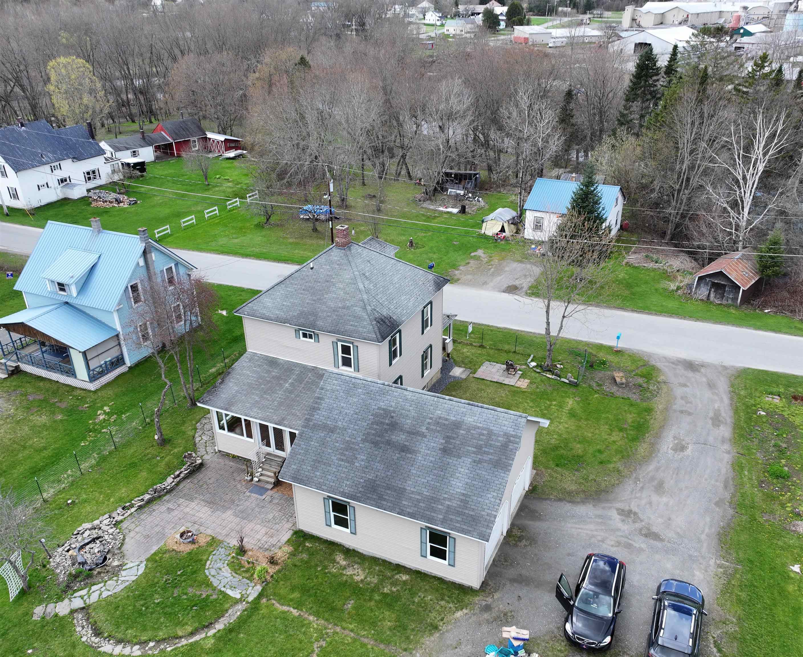 220 Hall Stream Road