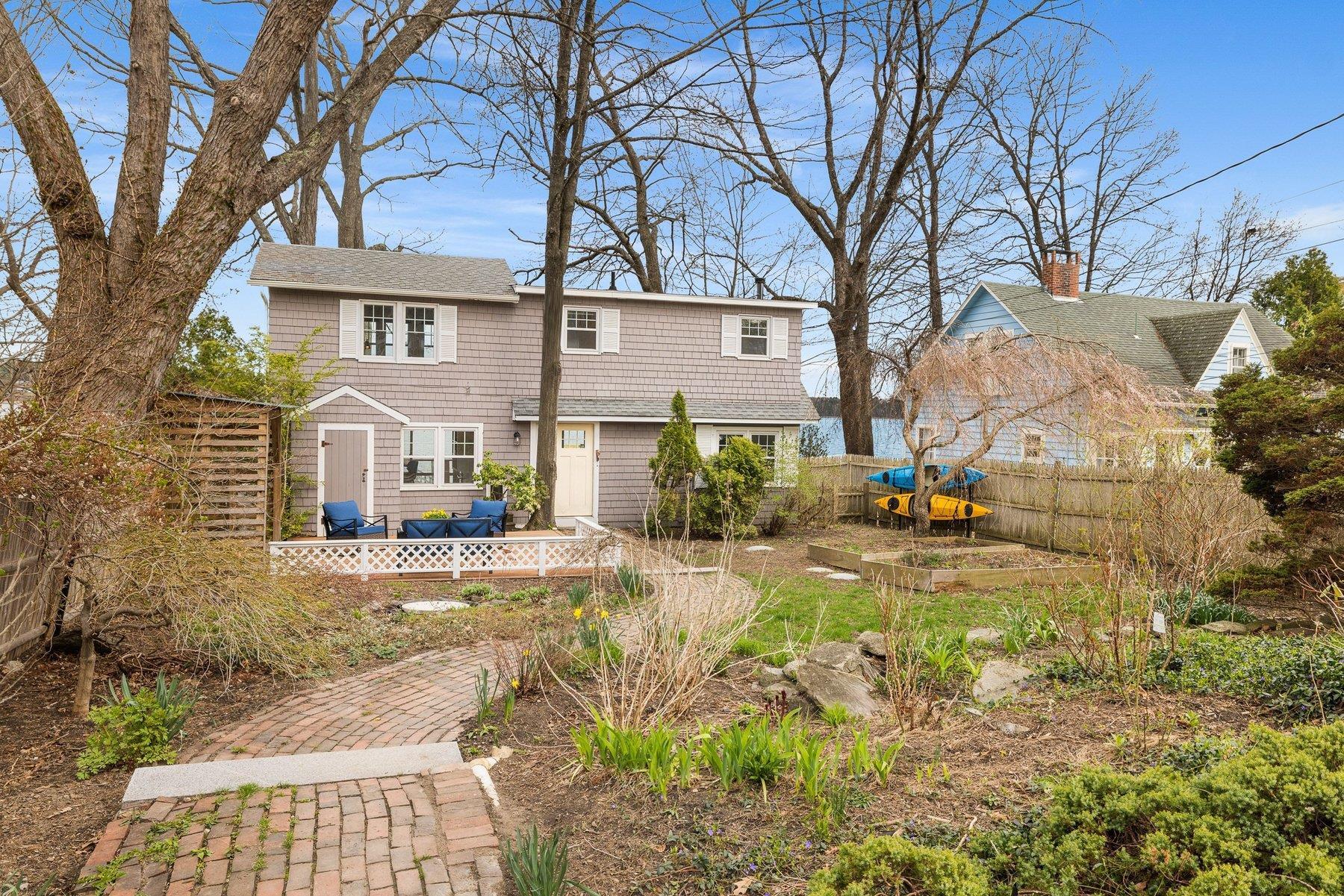 28 Colony Cove Road