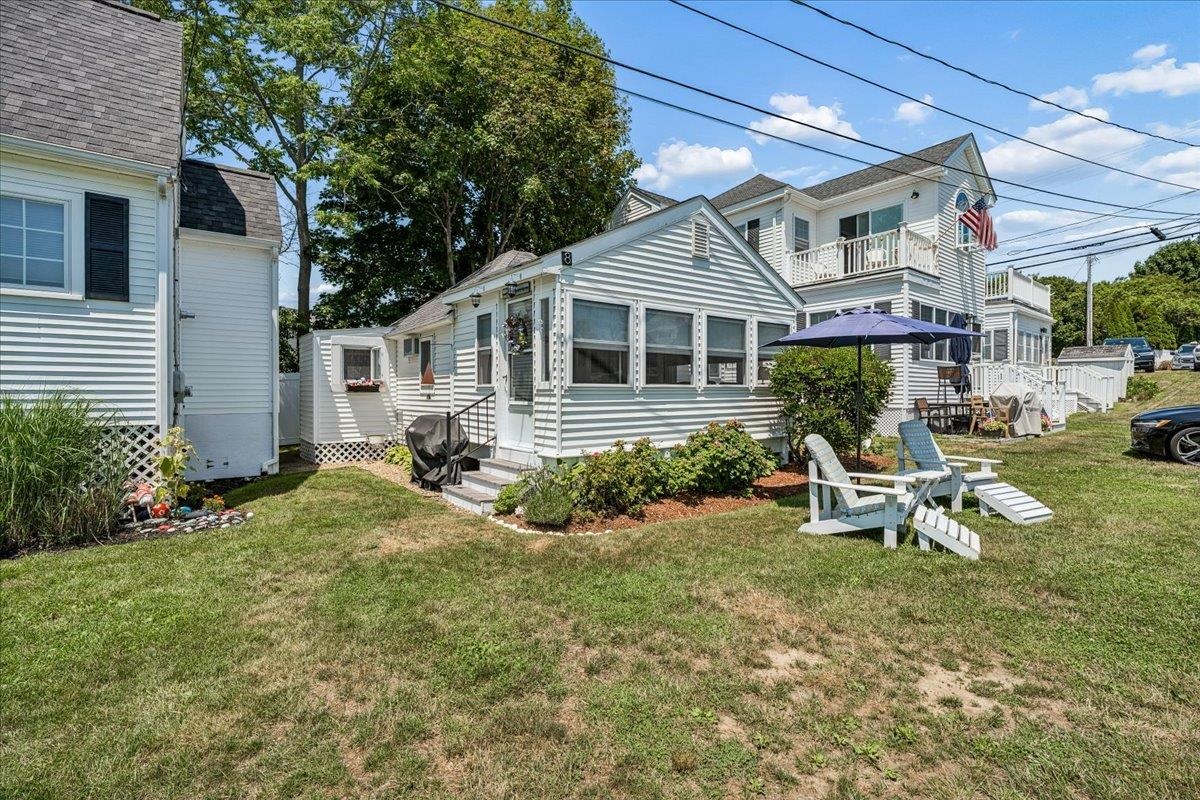 515 Winnacunnet Road 8