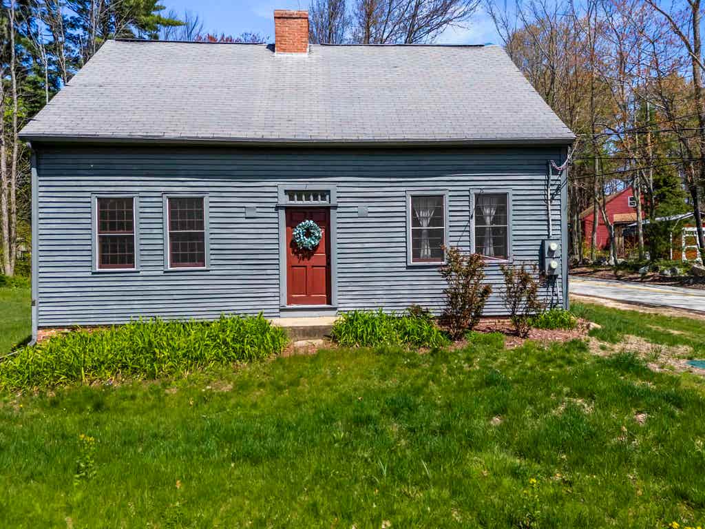 Photo of 2 Otis Road, Somersworth, NH 03878 (MLS # 5088901)