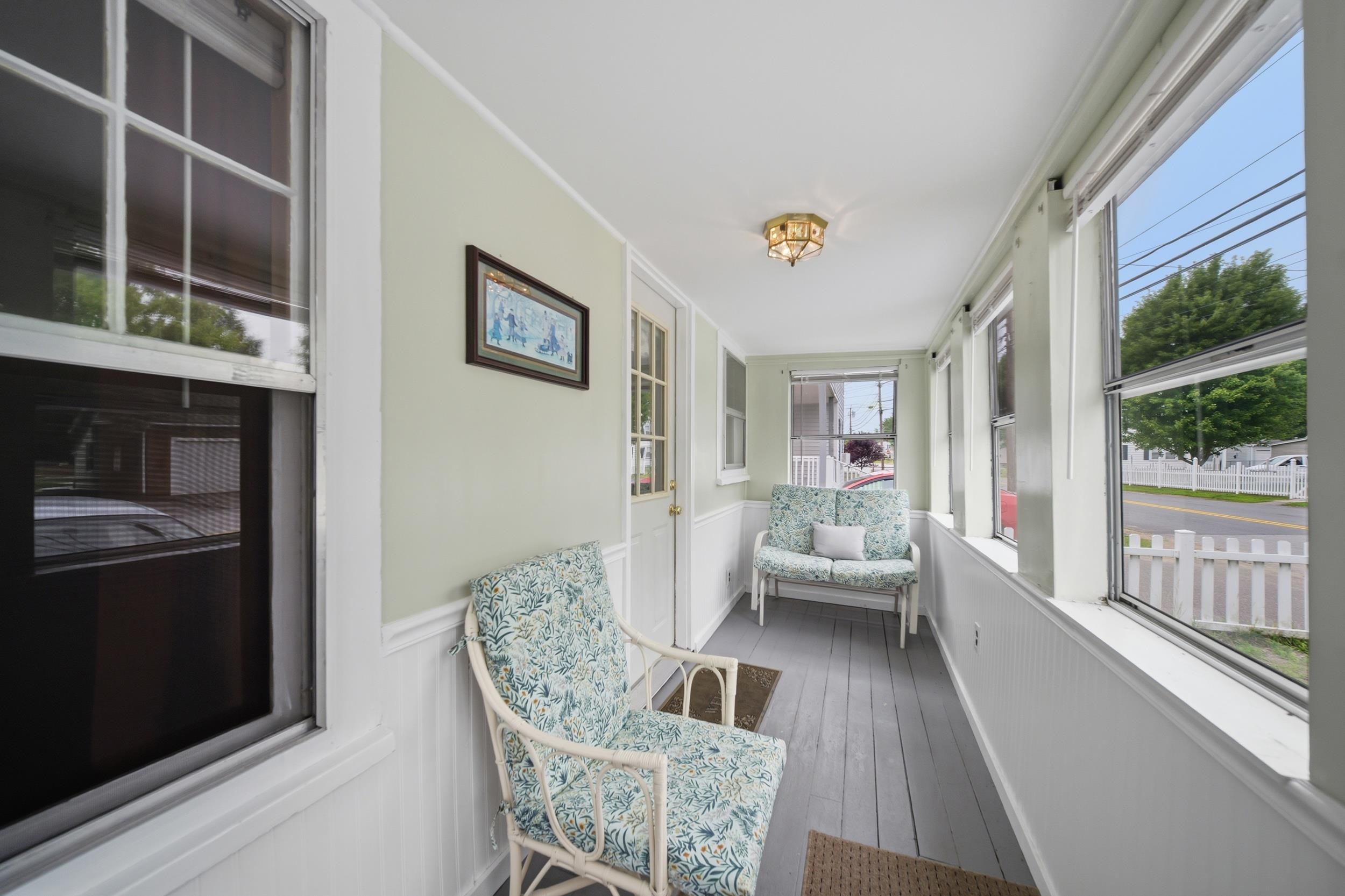 28 New Dunstable Road