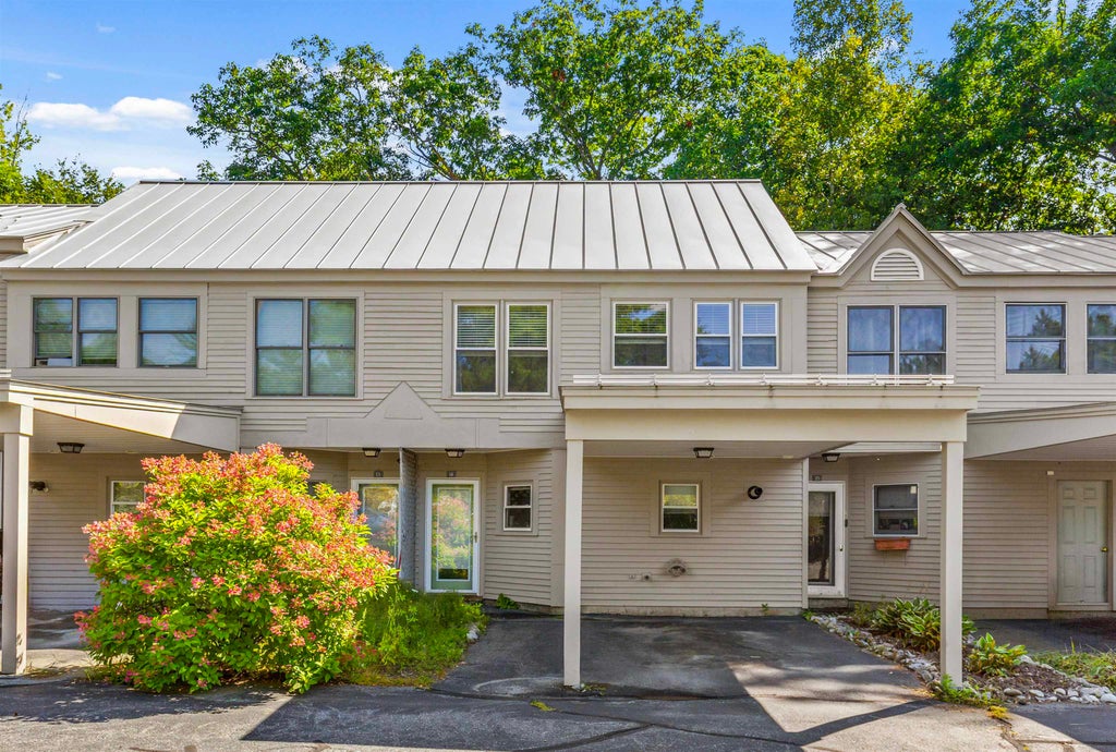 Photo of 40 Wolf Road #Unit 14, Lebanon, NH 03766 (MLS # 5109069)