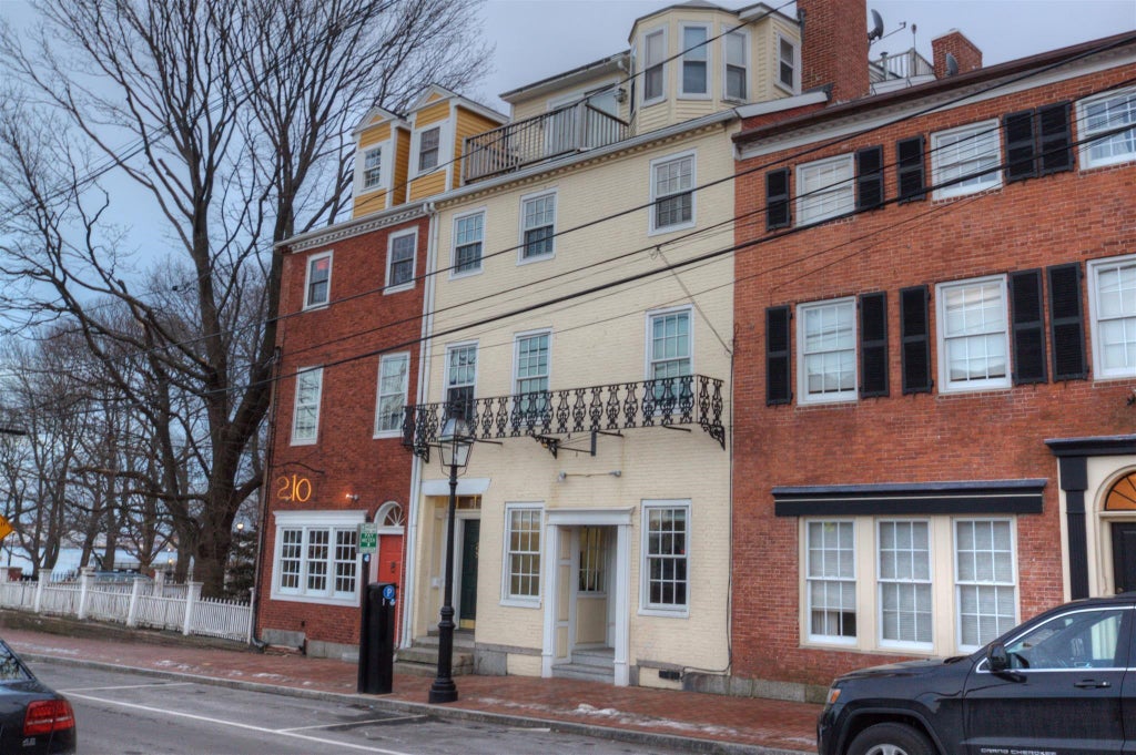 Photo of 36 State Street #Unit A, Portsmouth, NH 03801 (MLS # 5115742)
