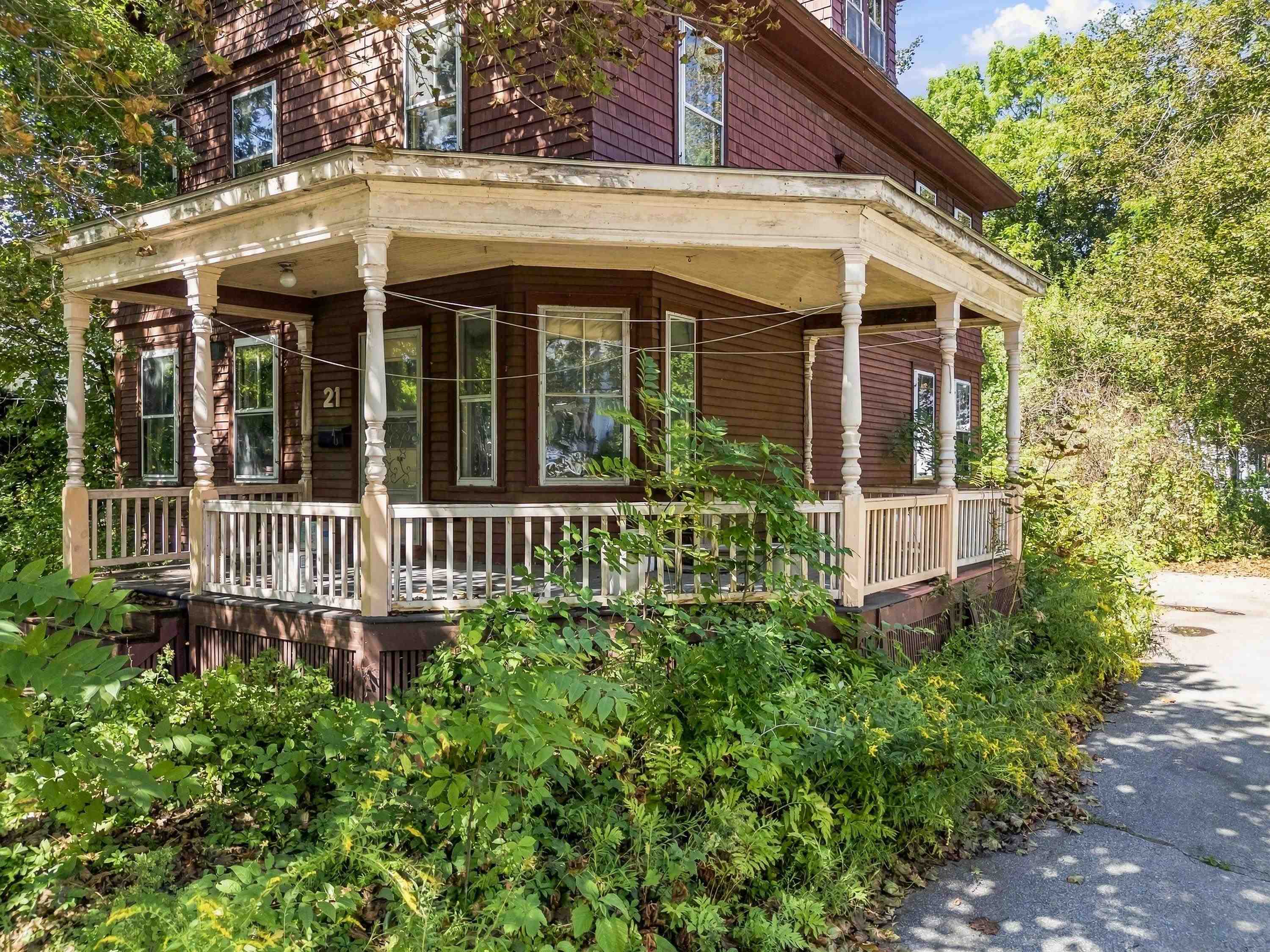 21 W Concord Street