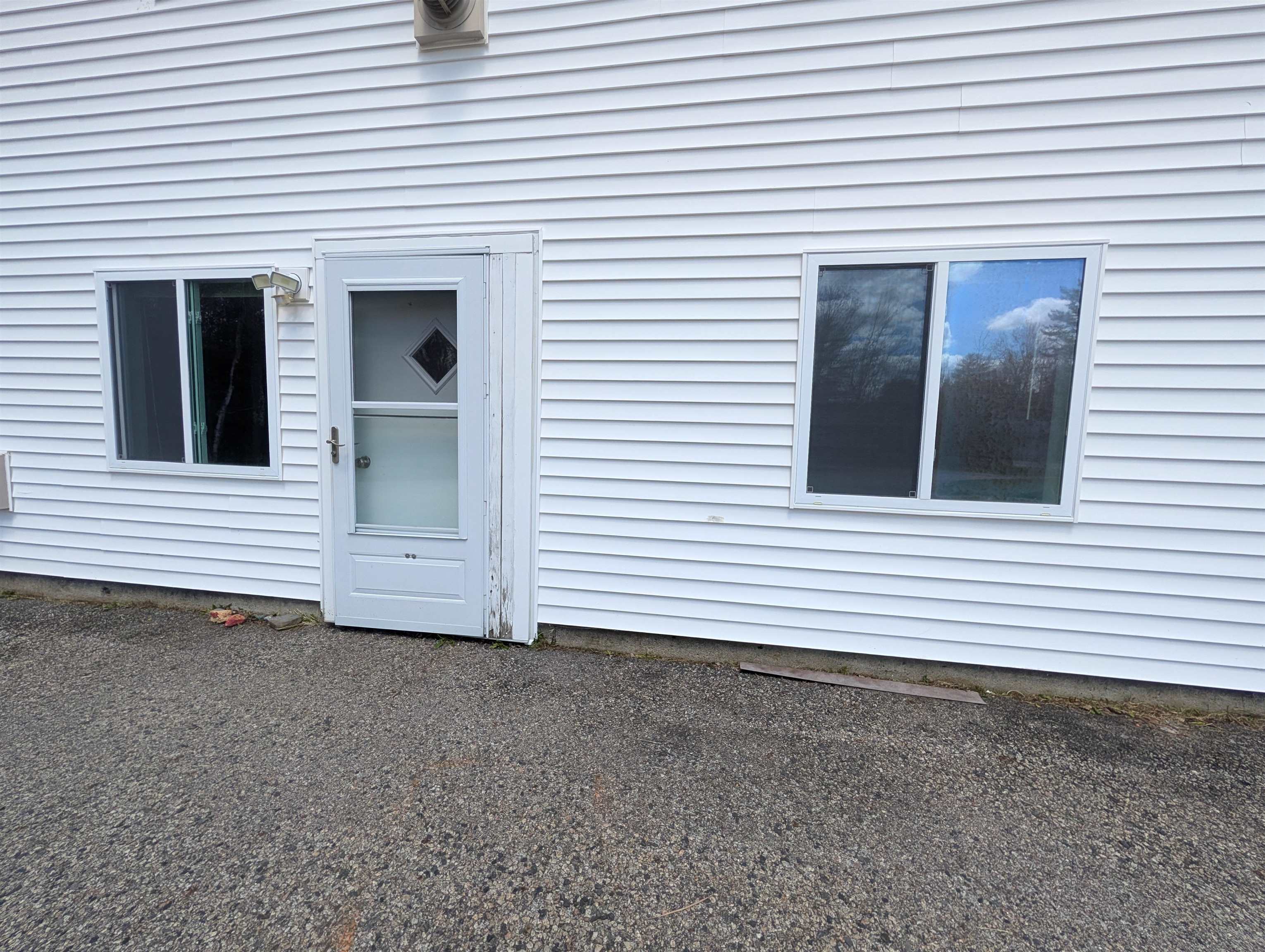 425 Carl Broggi Highway 1