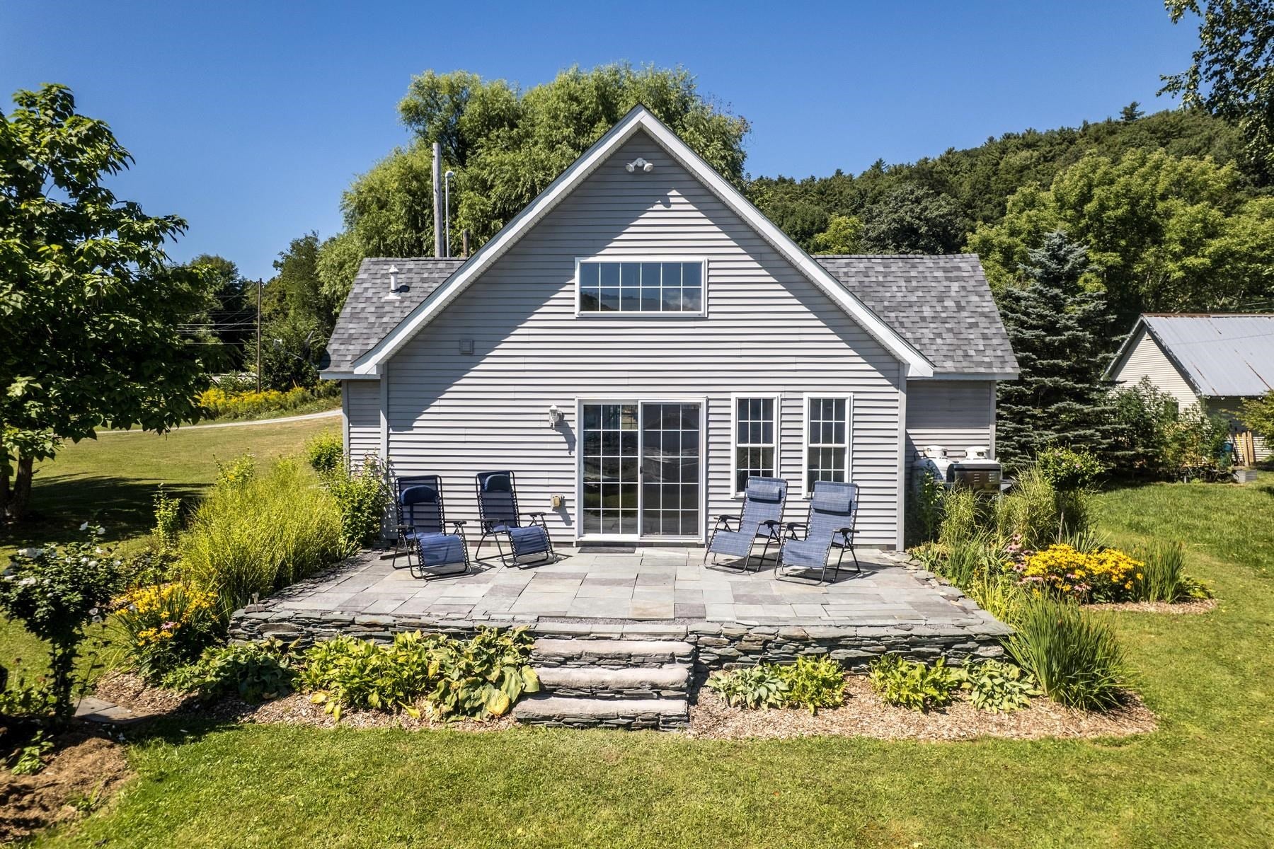 558 Burr Pond Road