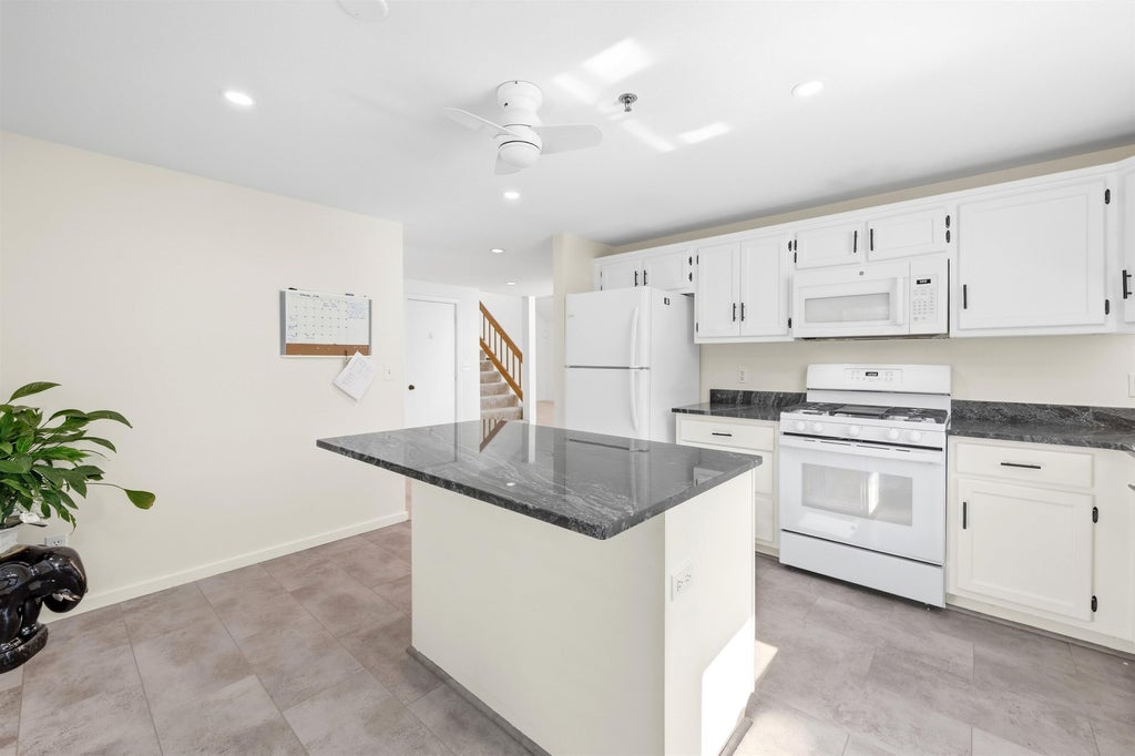 Photo of 18 Ironwood Lane, Atkinson, NH 03811 (MLS # 5111236)