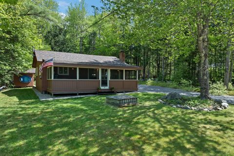 Photo of 19 New Road, Tuftonboro, NH 03850 (MLS # 5092094)