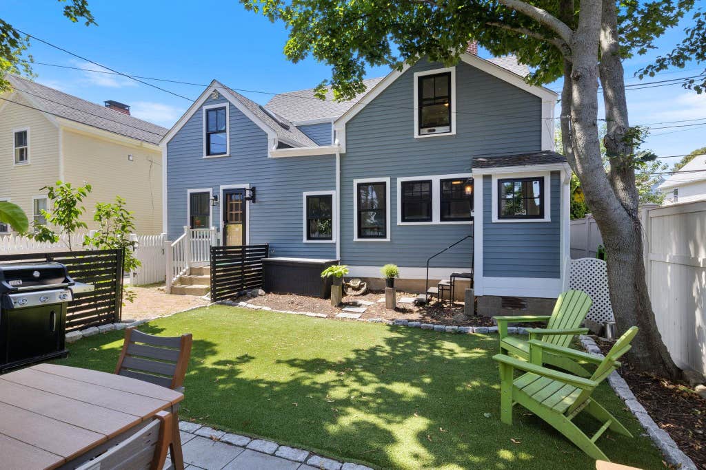 Photo of 491 Marcy Street, Portsmouth, NH 03801 (MLS # 5100943)