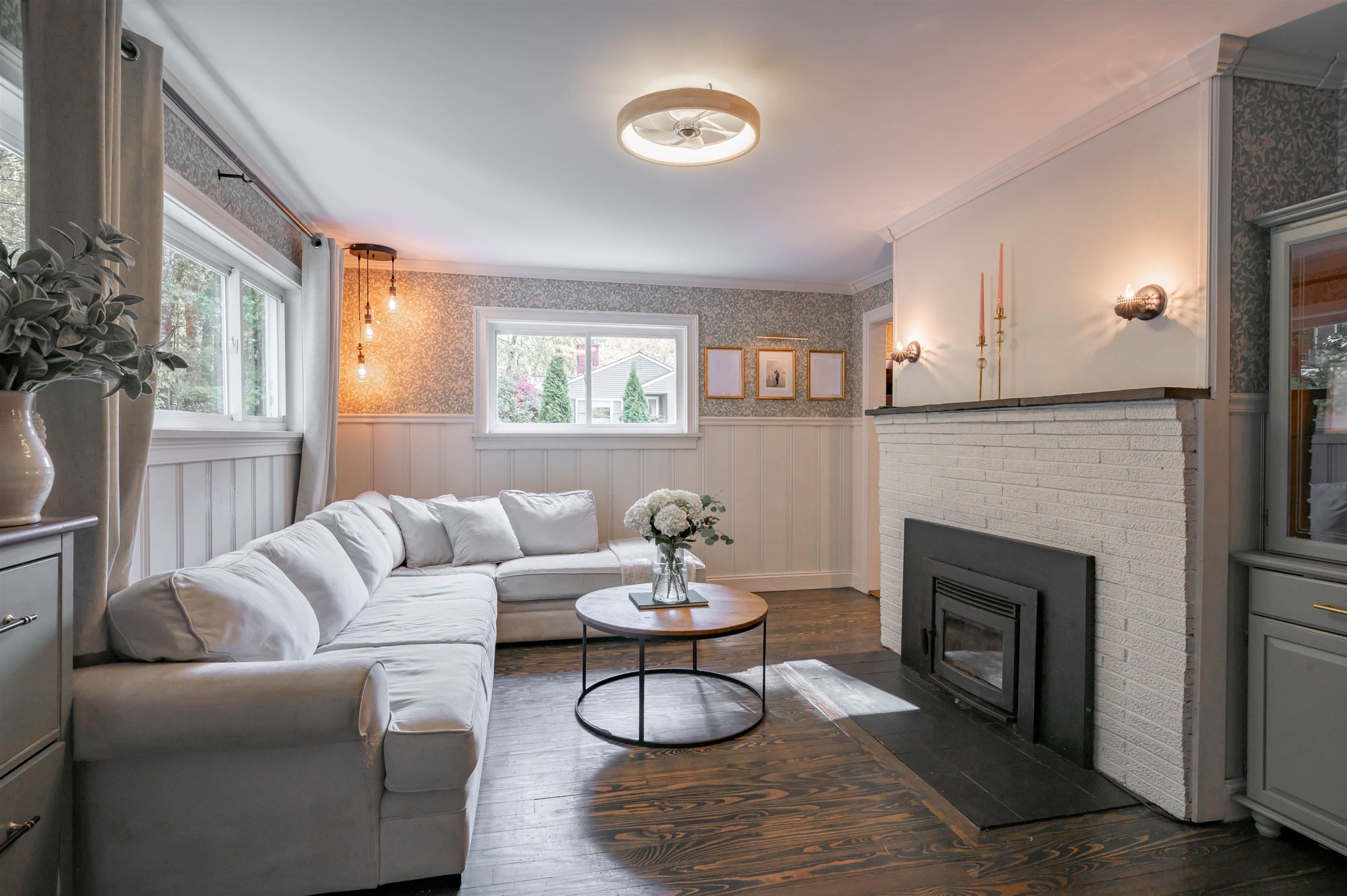 29 Longa Road