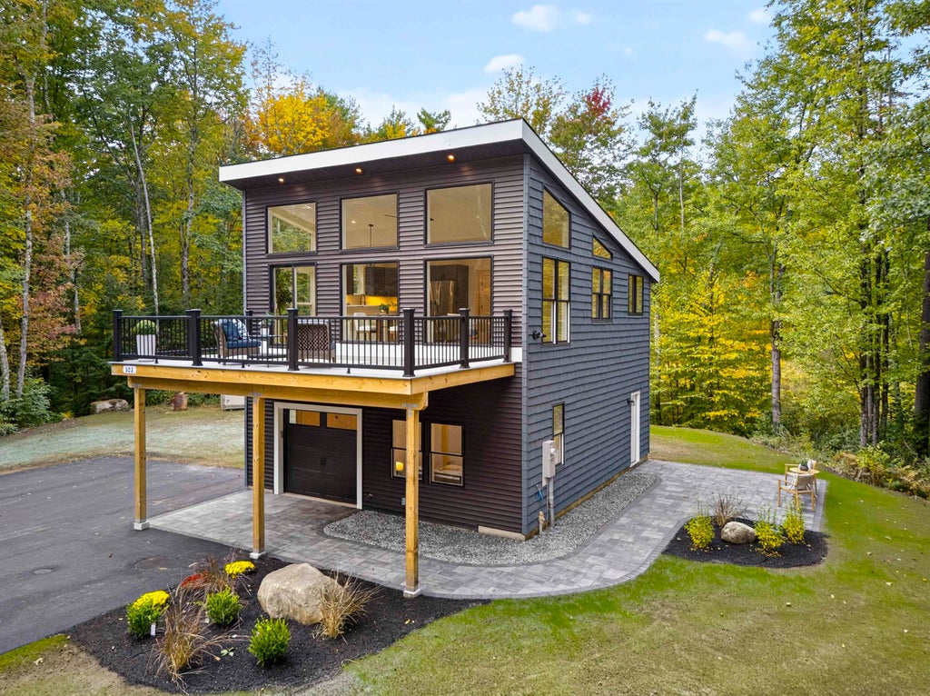 Photo of 302 Route 13, Brookline, NH 03033 (MLS # 5112264)