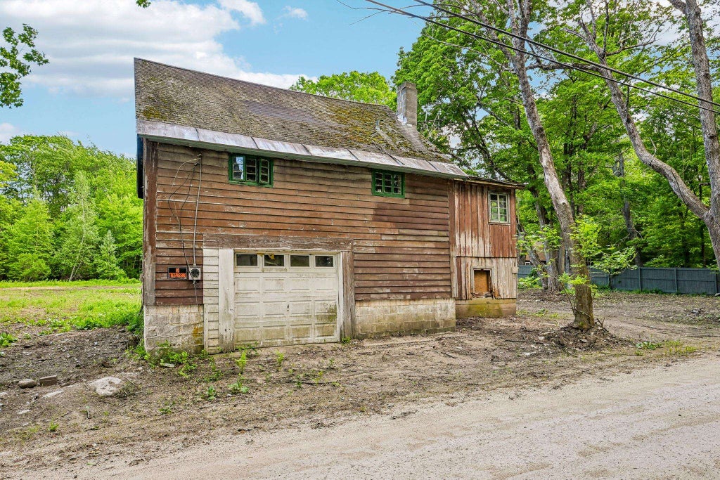 Photo of 194 Currier Road, Candia, NH 03034 (MLS # 5095362)