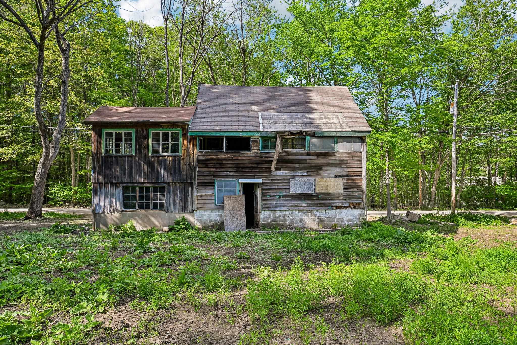 Photo 1 of 15 — 194 Currier Road, Candia, NH 03034