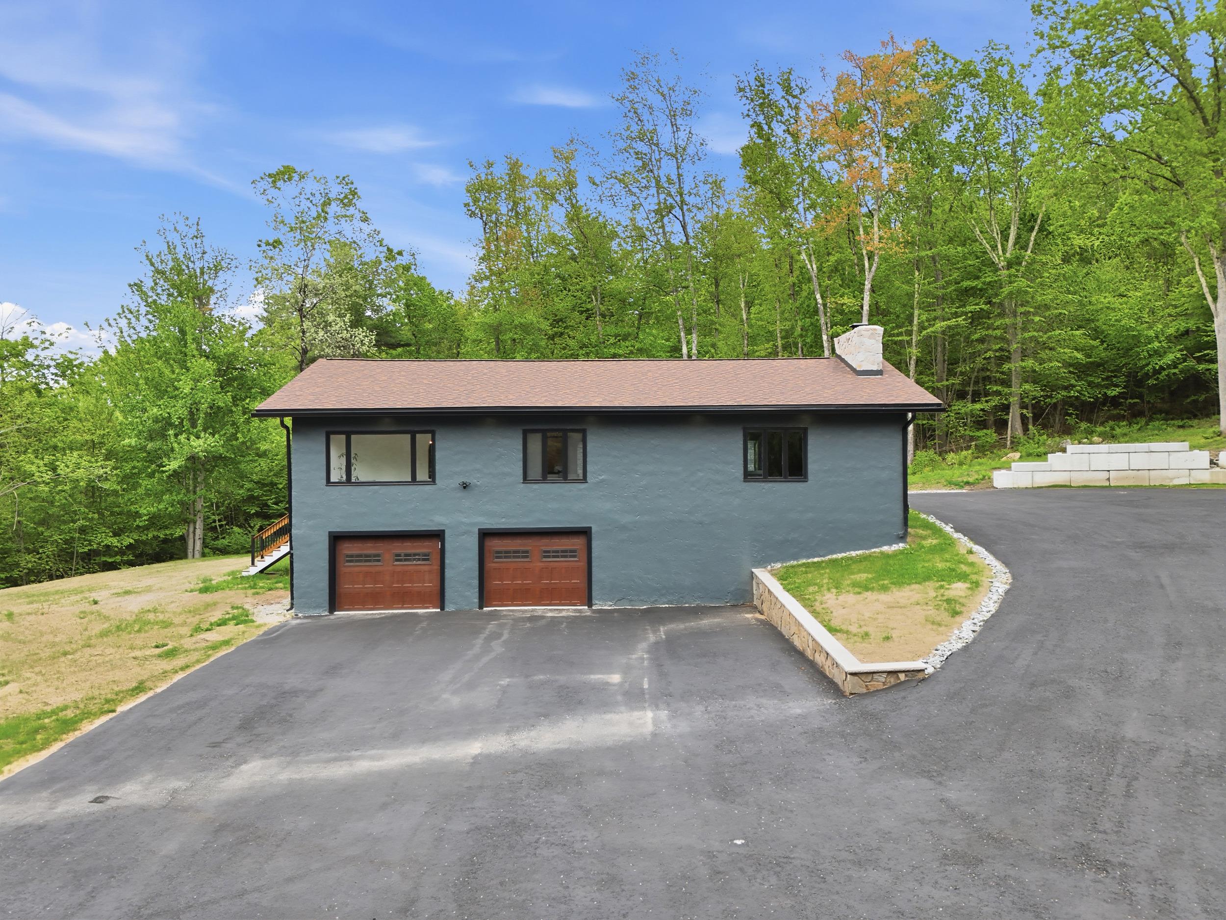 4 Washington Drive