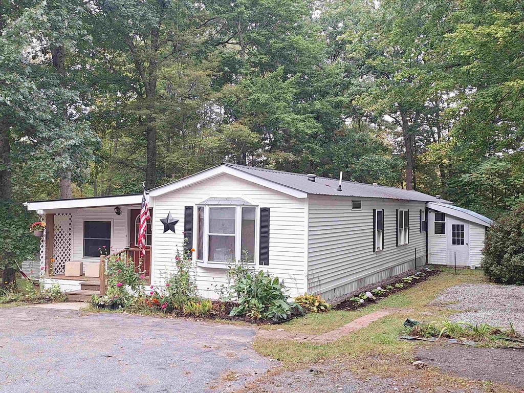 Photo of 318 County Road, Walpole, NH 03608 (MLS # 5110939)