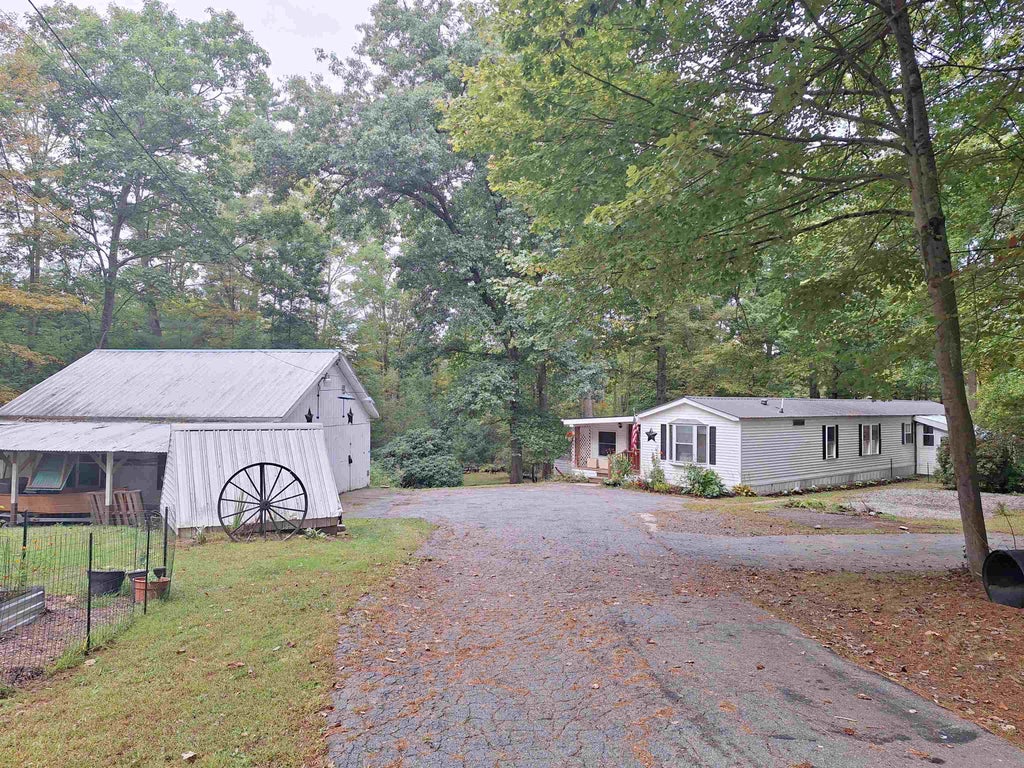 Photo of 318 County Road, Walpole, NH 03608 (MLS # 5110939)