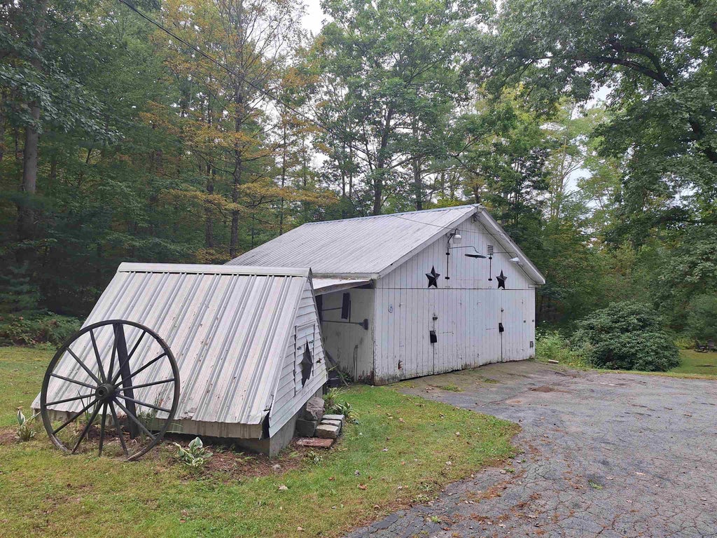Photo of 318 County Road, Walpole, NH 03608 (MLS # 5110939)