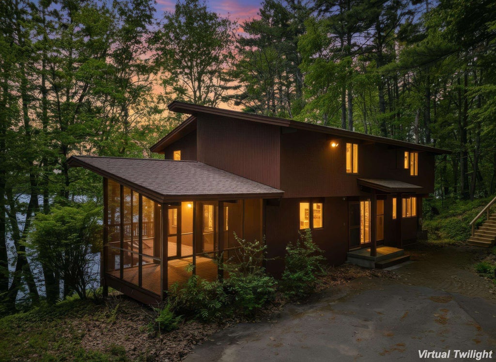 Photo of 18 Treehouse Way, Barrington, NH 03825 (MLS # 5091019)