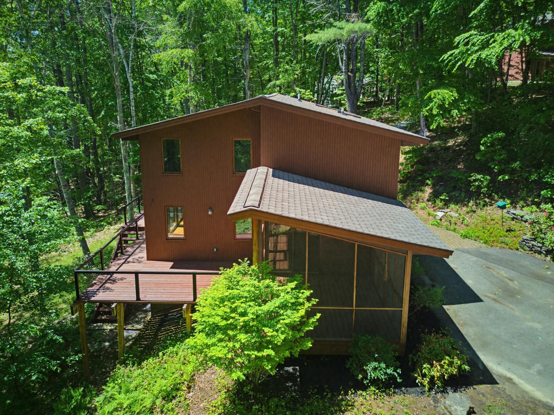 18 Treehouse Way