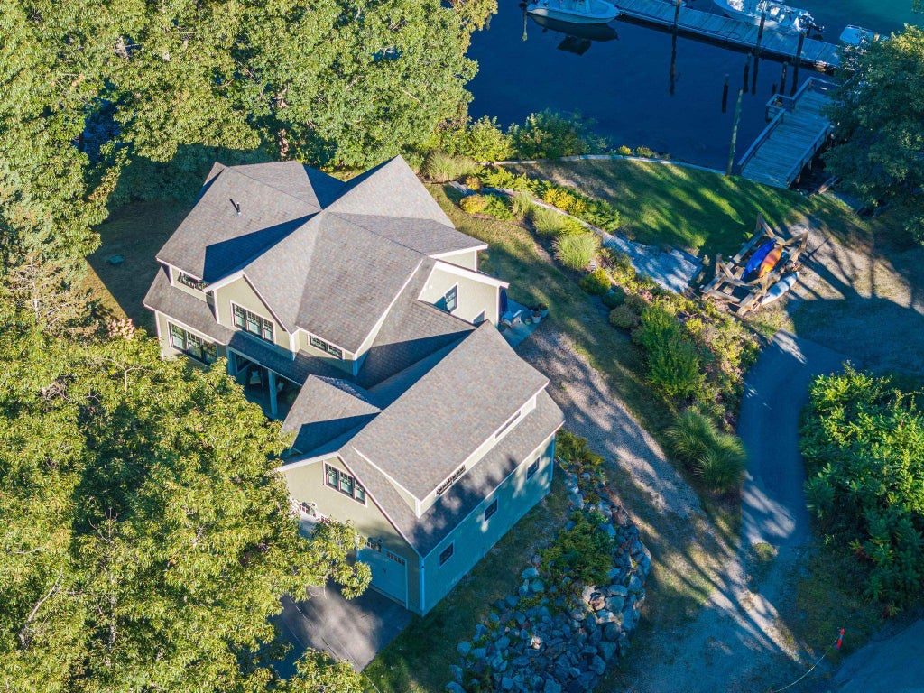 Photo of 912 Sagamore Avenue, Portsmouth, NH 03801 (MLS # 5112102)