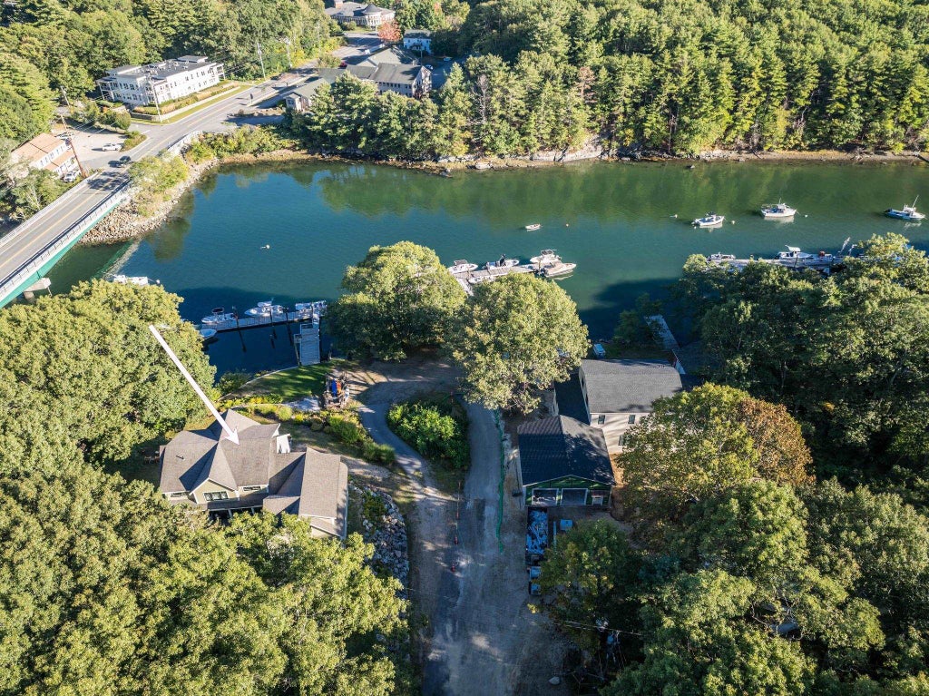 Photo of 912 Sagamore Avenue, Portsmouth, NH 03801 (MLS # 5112102)