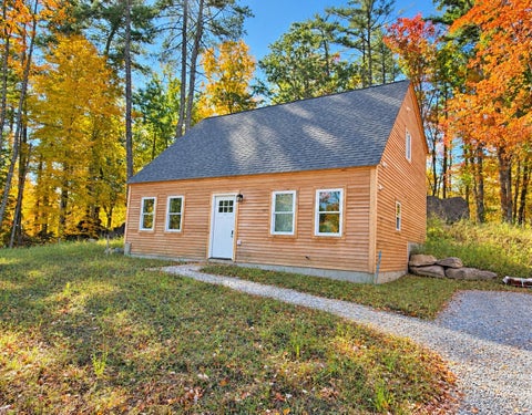 Photo of 92 Long Shores Drive, Barrington, NH 03825 (MLS # 5114631)