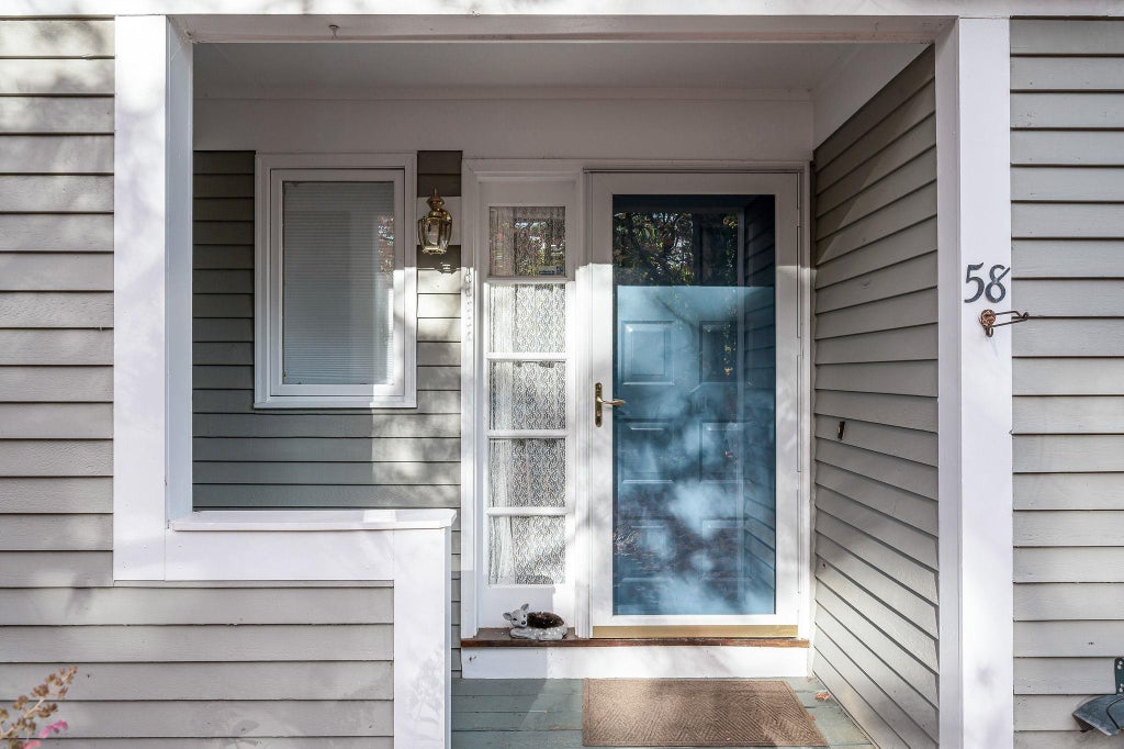 Photo of 58 Laurel Court #299, Nashua, NH 03062 (MLS # 5114884)