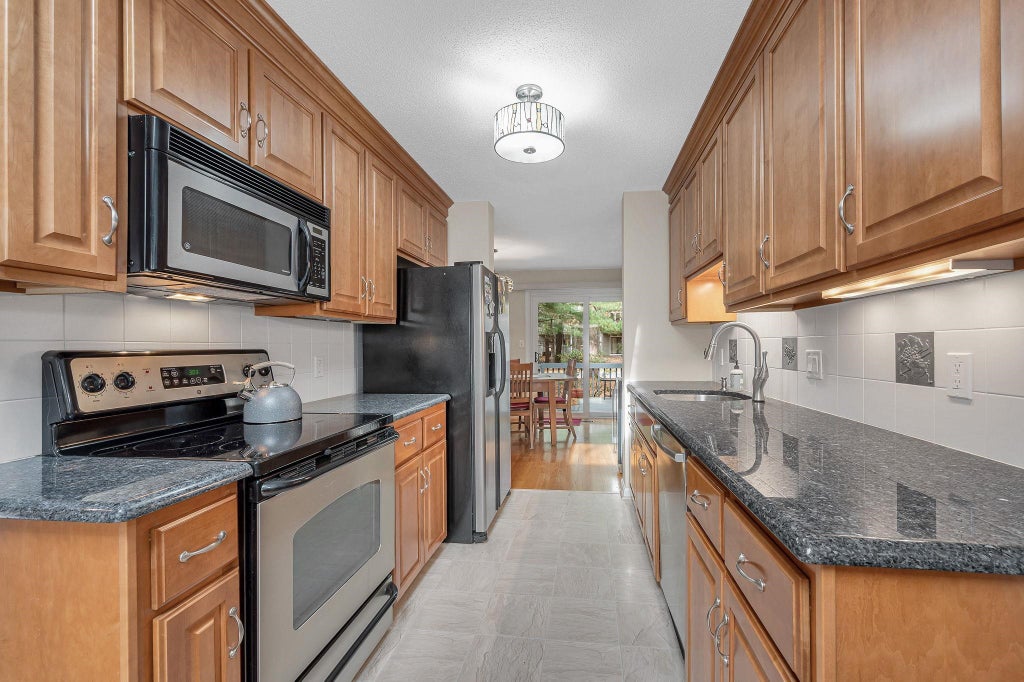 Photo of 58 Laurel Court #299, Nashua, NH 03062 (MLS # 5114884)
