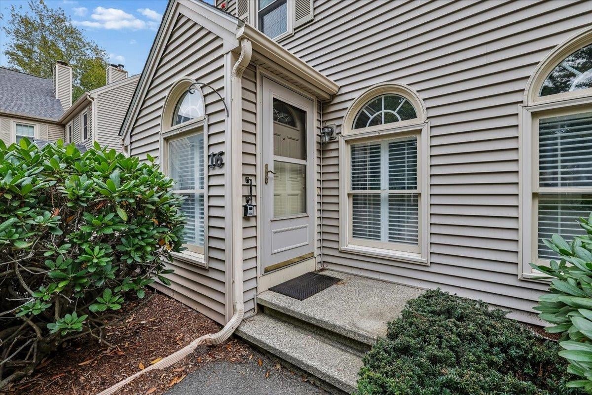 16 Braemar Road