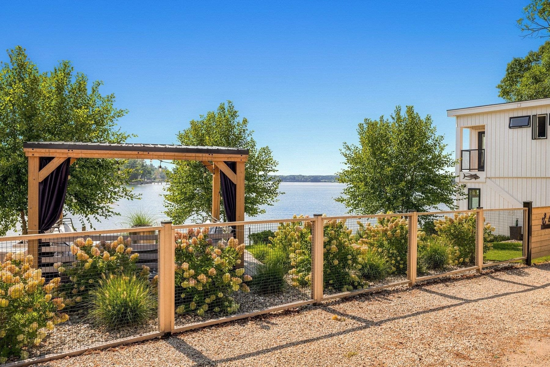 41 Rogers Point Drive