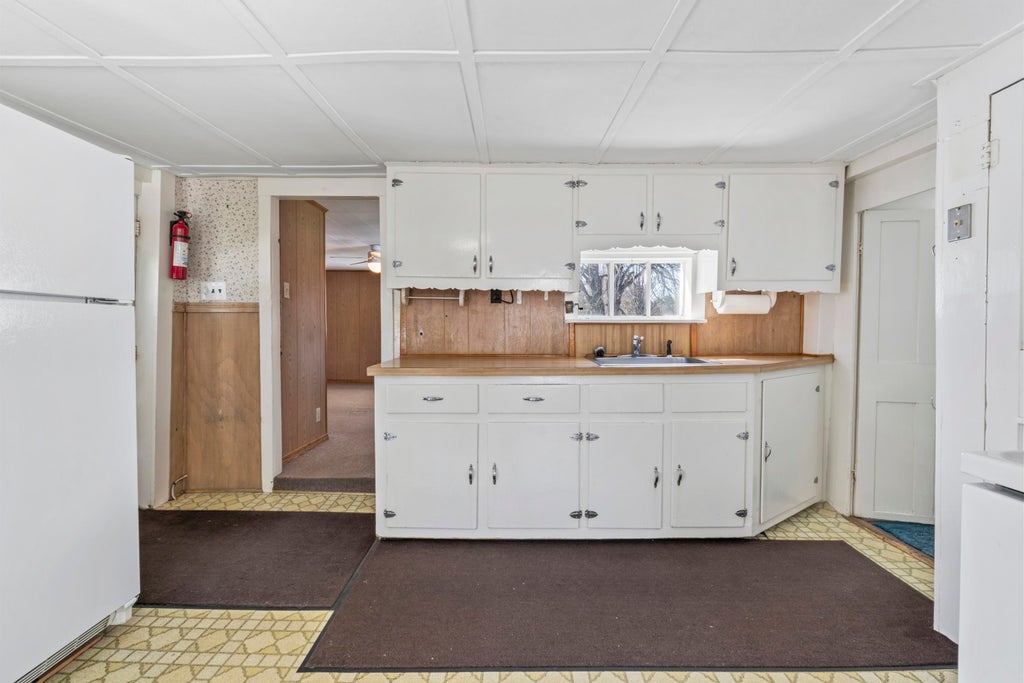Photo of 393 Wadleigh Falls Road, Newmarket, NH 03857 (MLS # 5085737)