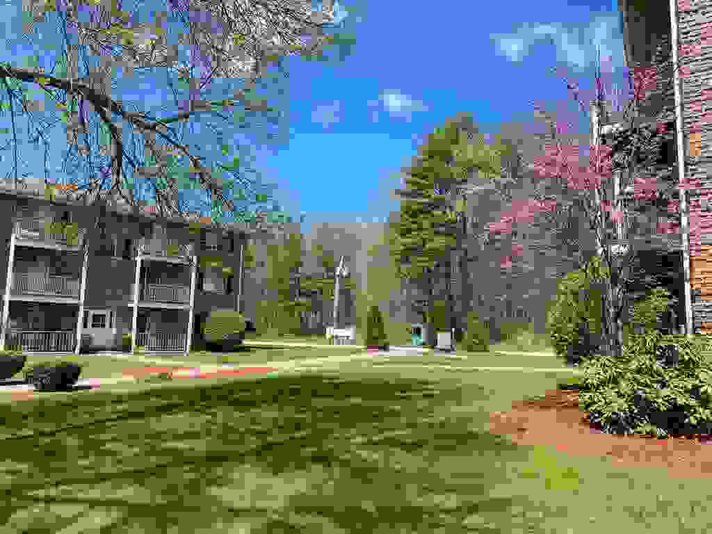 Photo of 383 Huse Road #06, Manchester, NH 03103 (MLS # 5101194)