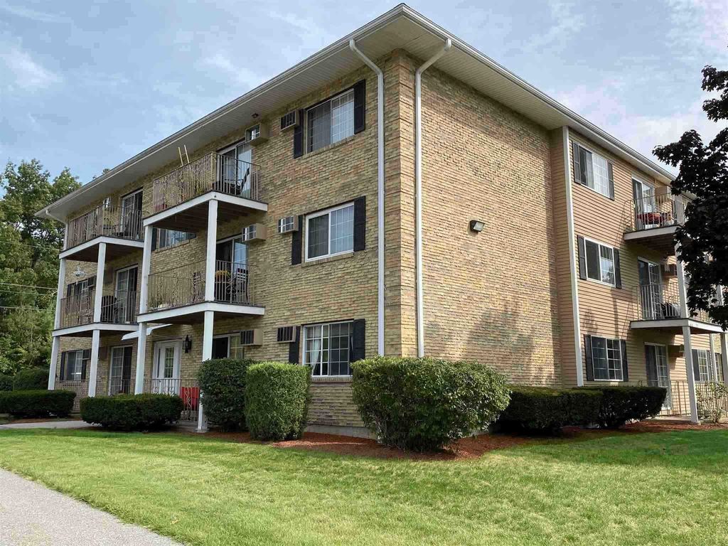 Photo of 383 Huse Road #06, Manchester, NH 03103 (MLS # 5101194)
