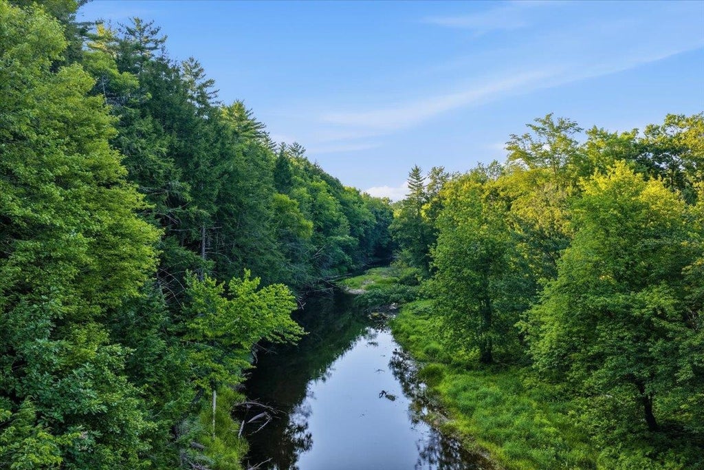Photo of 64 Evergreen Lane, Hopkinton, NH 03229 (MLS # 5102630)