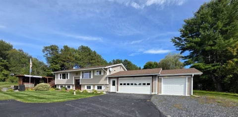 Photo of 6 Meadowcrest Lane, Barre Town, VT 05641 (MLS # 5109926)