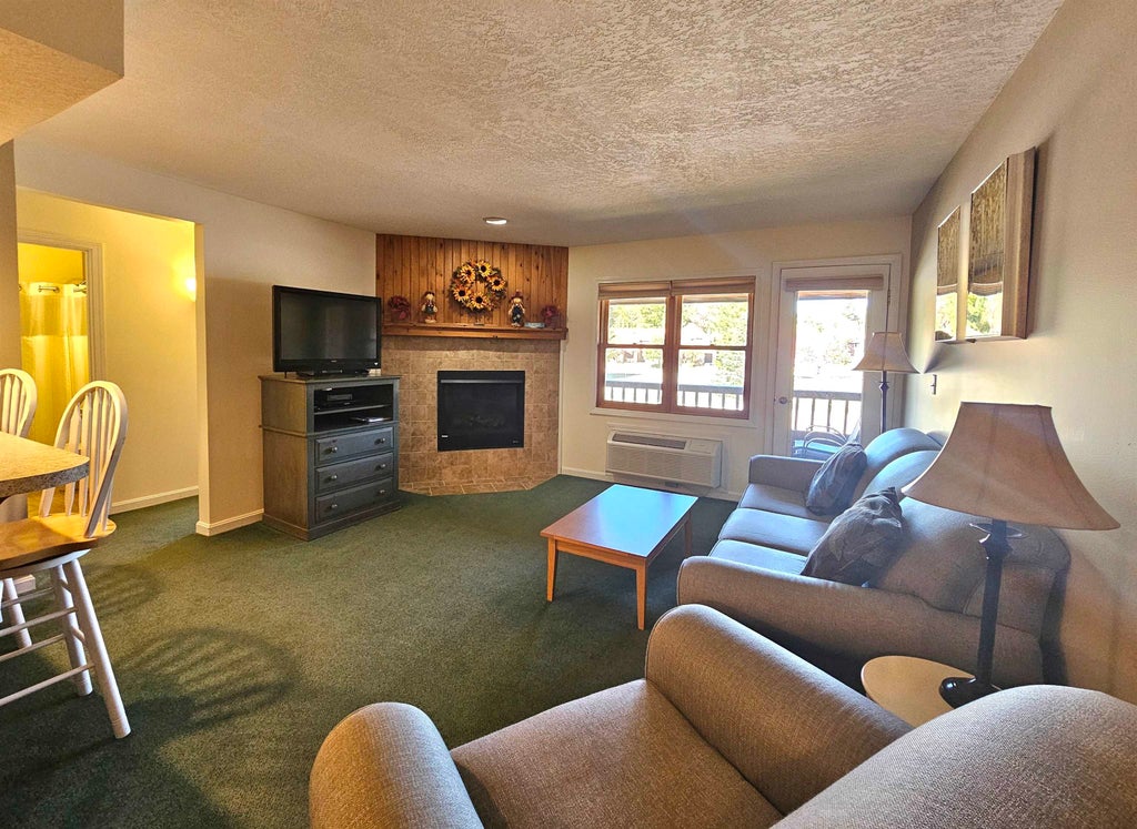Photo of 164 Deer Park Drive #175B, Woodstock, NH 03262 (MLS # 5111647)