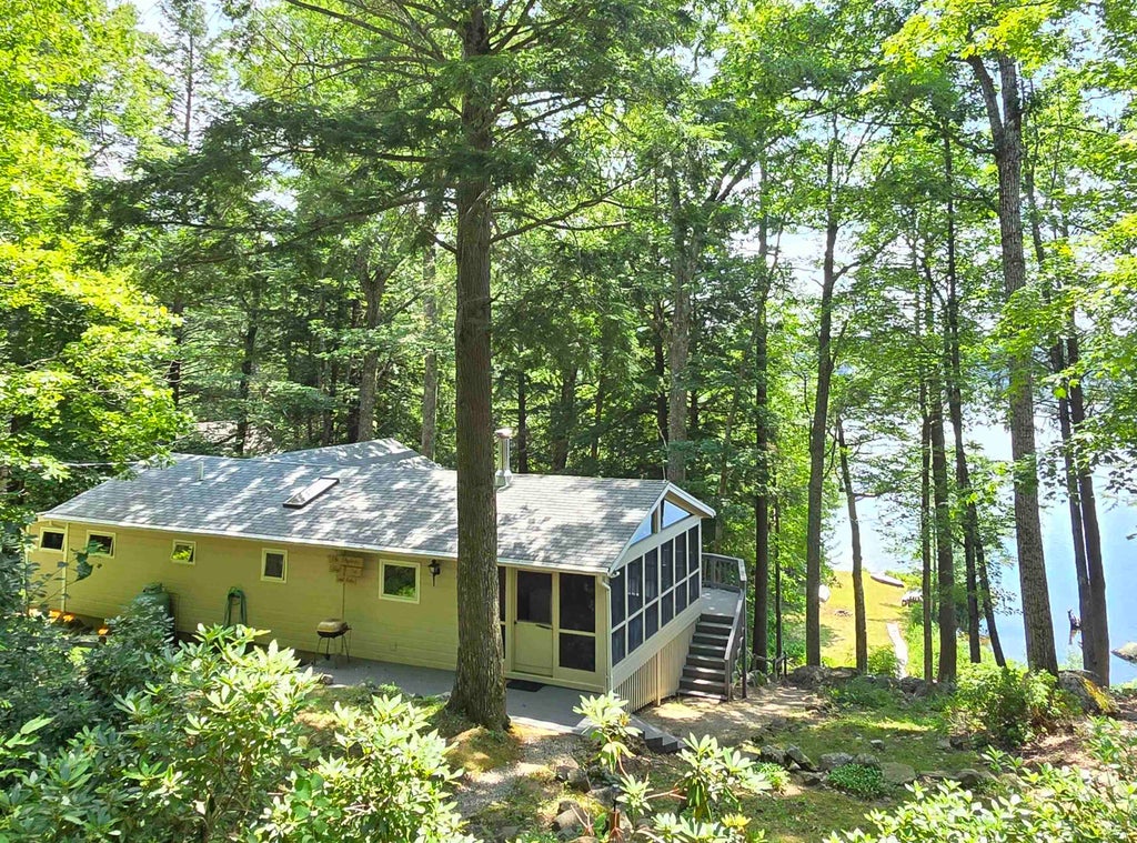 Photo of 145 Sunset Shore Drive, Alton, NH 03810 (MLS # 5101050)