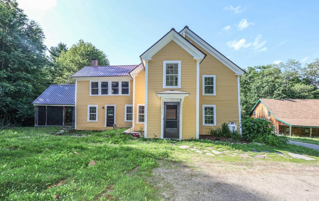 Photo of 107 Greenfield Road, New Boston, NH 03070 (MLS # 5095379)