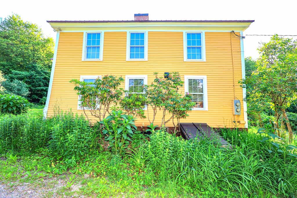 Photo of 107 Greenfield Road, New Boston, NH 03070 (MLS # 5095379)
